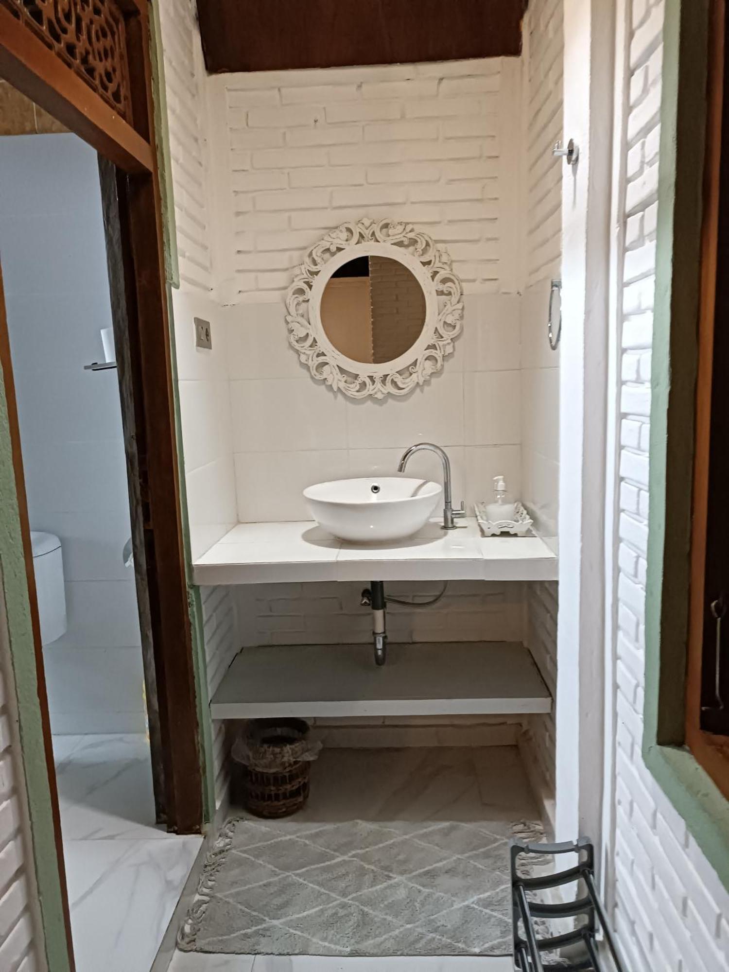ホテル Mandala Blu Wellness ウブド 部屋 写真